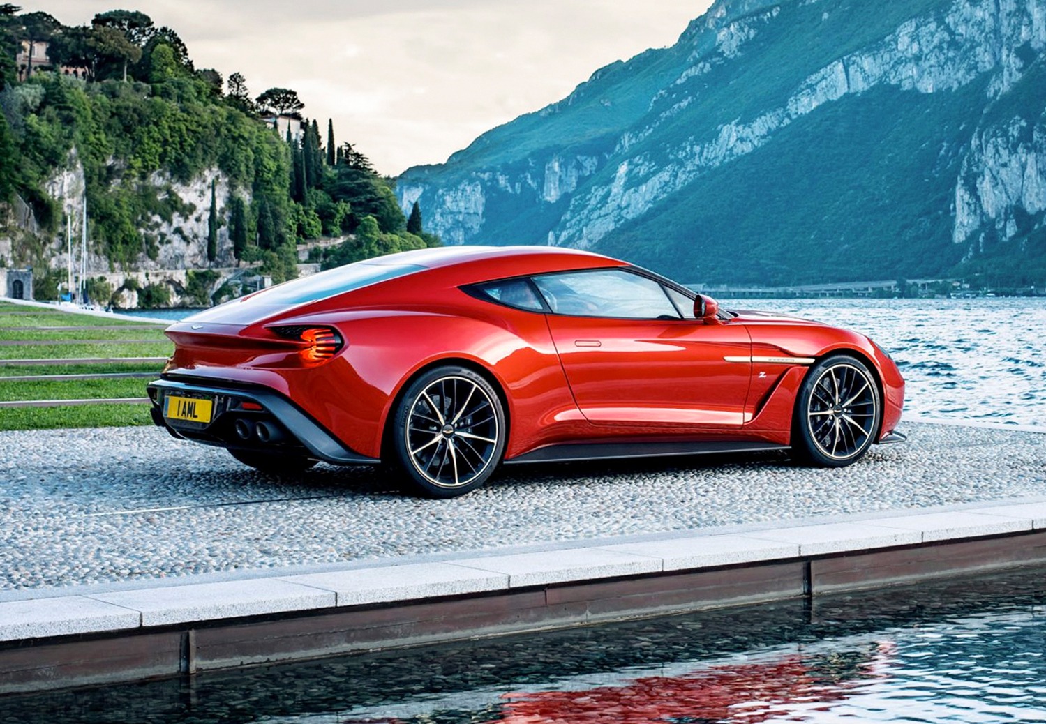 Aston Martin Vanquish Zagato Volante