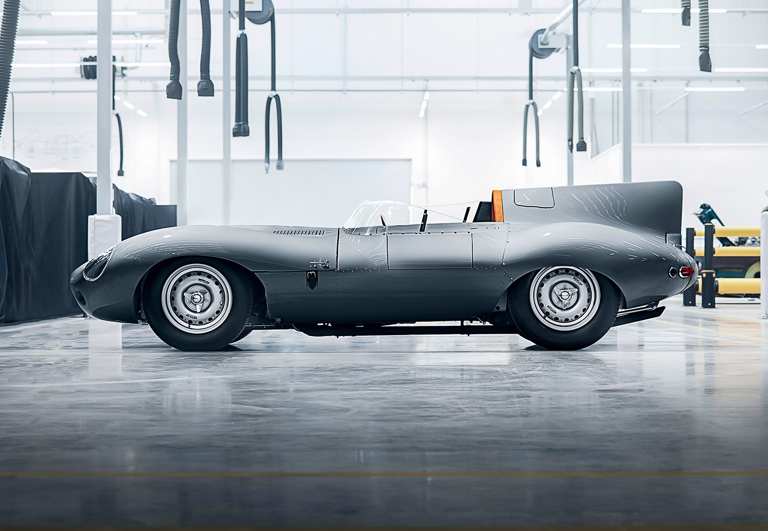 Jaguar D-Type weer in productie